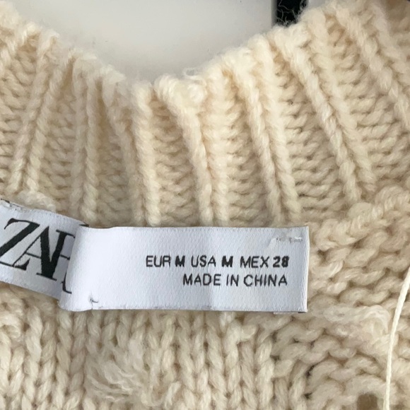 Zara Beige Knit V-Neck Sweater Vest with 3-D Accents size medium - Picture 2 of 5